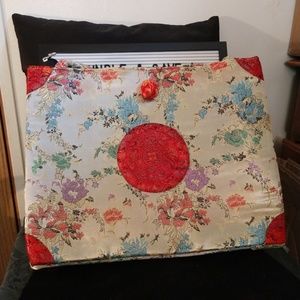 NWOT Oriental tote 12"x"15 21" straps with 10"